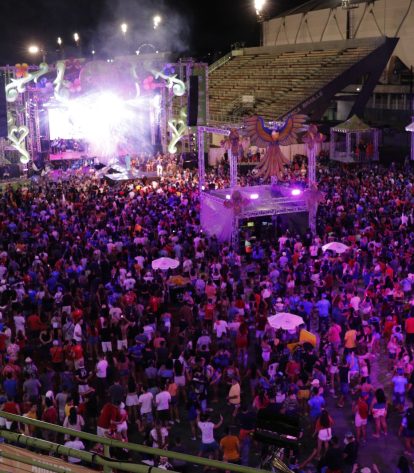 Mais de 10 mil pessoas participam da primeira noite do Carnaboi 2023, em Manaus; veja fotos