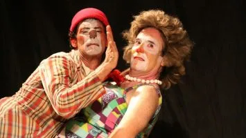 Espetáculo 'O Cravo, o Lírio e a Rosa'. Foto: Divulgação