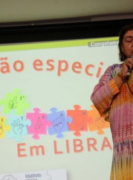 Em Manaus, escola ribeirinha realiza 1º Festival de Leitura Ana Peixoto