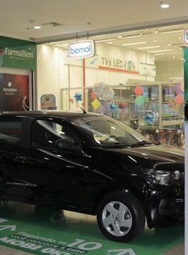 Carro que será sorteado pelo Manaus FC está em exibição em shopping