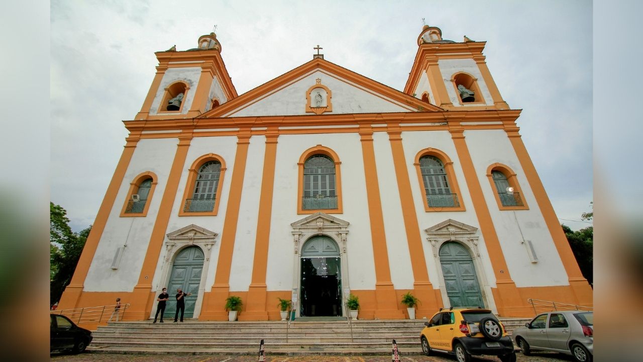 Catedral de Manaus tem missas no Natal 2022; confira horários - Portal  Edilene Mafra
