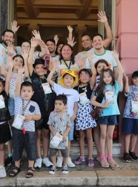 Visita guiada no Teatro Amazonas é opção para alunos nas férias de janeiro de 2023