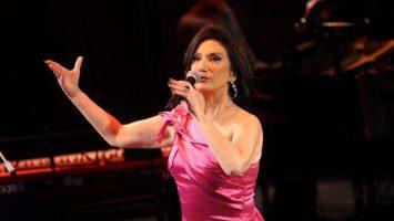 Zizi Possi realiza show em Manaus neste mês