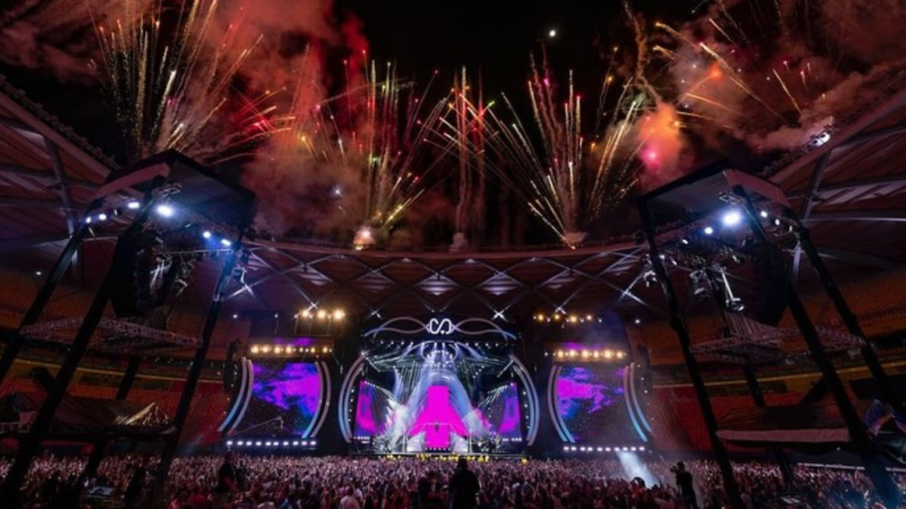 Arena da Amazônia é palco de gravação de DVD de Simone Mendes