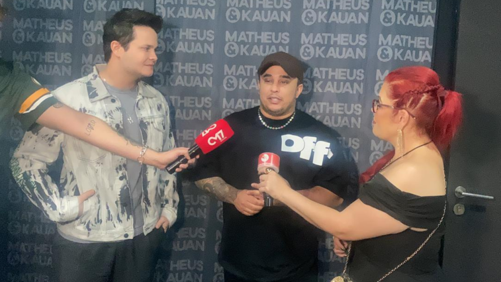 Edilene Mafra entrevista Matheus e Kauan em gravação de DVD de Simone Mendes na Arena da Amazônia