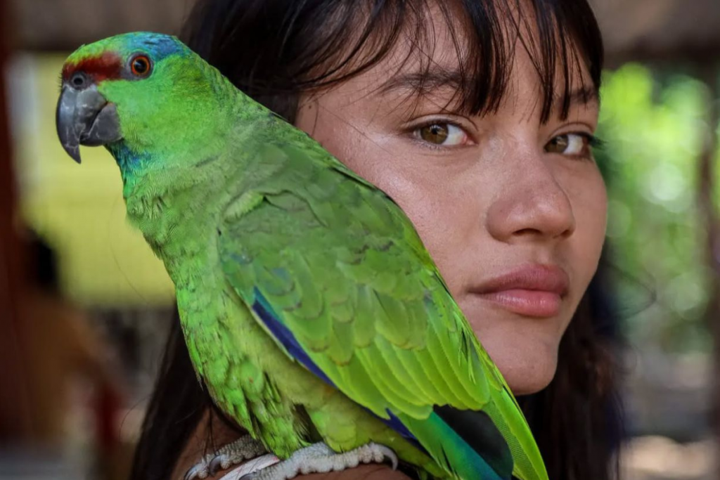 Tainara Kambeba ativista da causa indígena no Amazonas