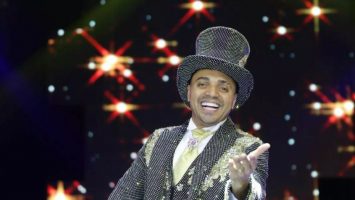 Tirullipa apresenta o espetáculo 'Se você não for, só você não vai!'. Foto: Reprodução